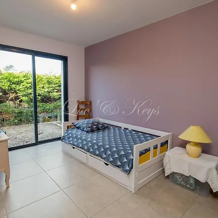 Bisca Jolie Maison-piscine Holiday home